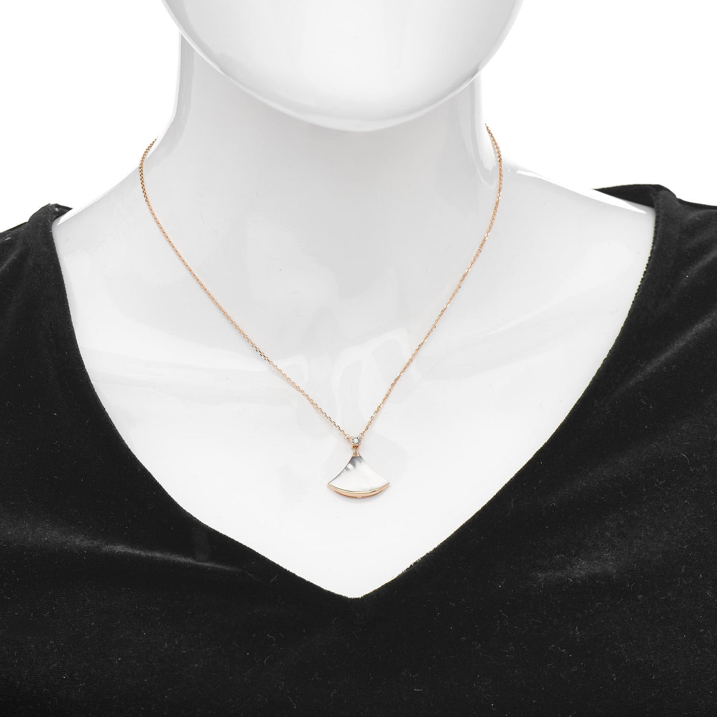 18K Rose Gold Diamond Mother of Pearl Divas' Dream Pendant Necklace