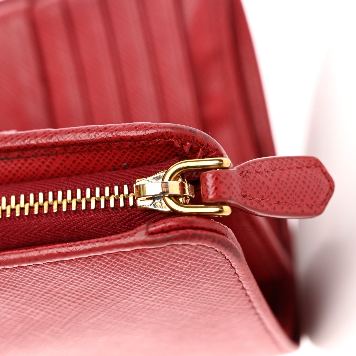 Saffiano Metal Compact Wallet Fuoco