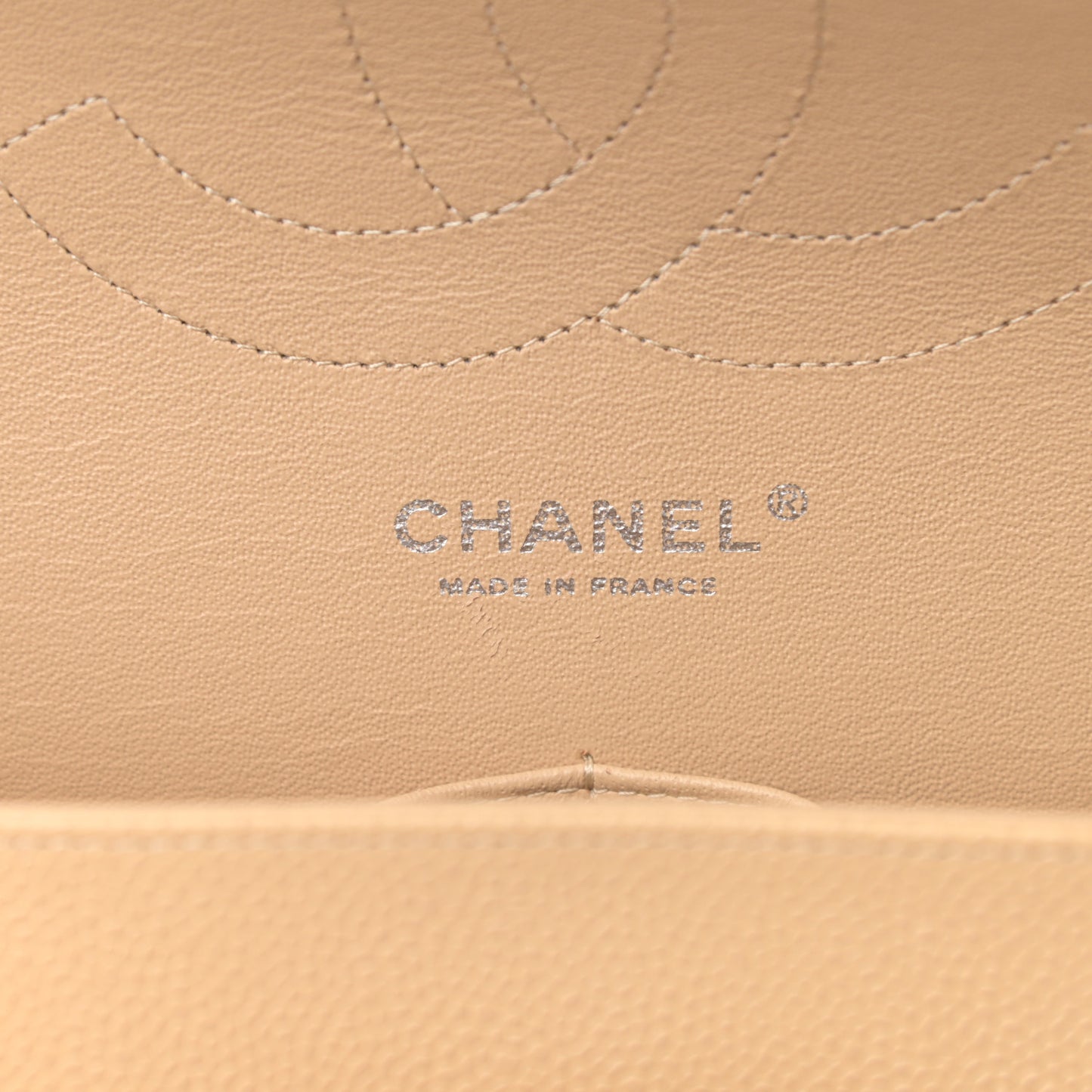 Caviar Quilted Jumbo Double Flap Beige Clair