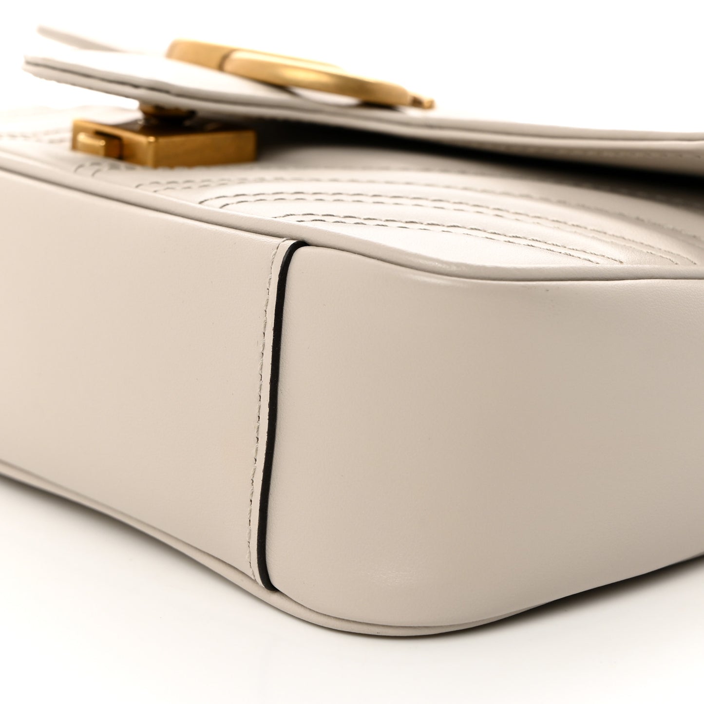 Calfskin Matelasse Mini GG Marmont Shoulder Bag Light Grey
