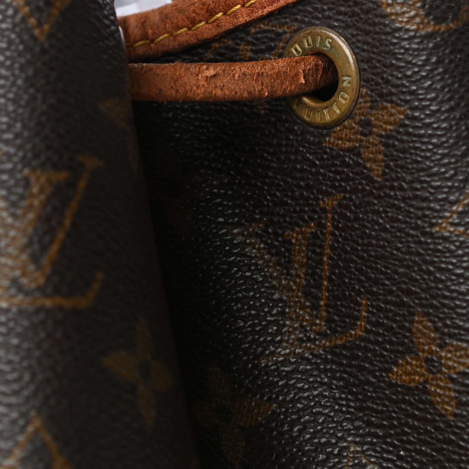 Louis Vuitton Monogram Noe 16 of 30