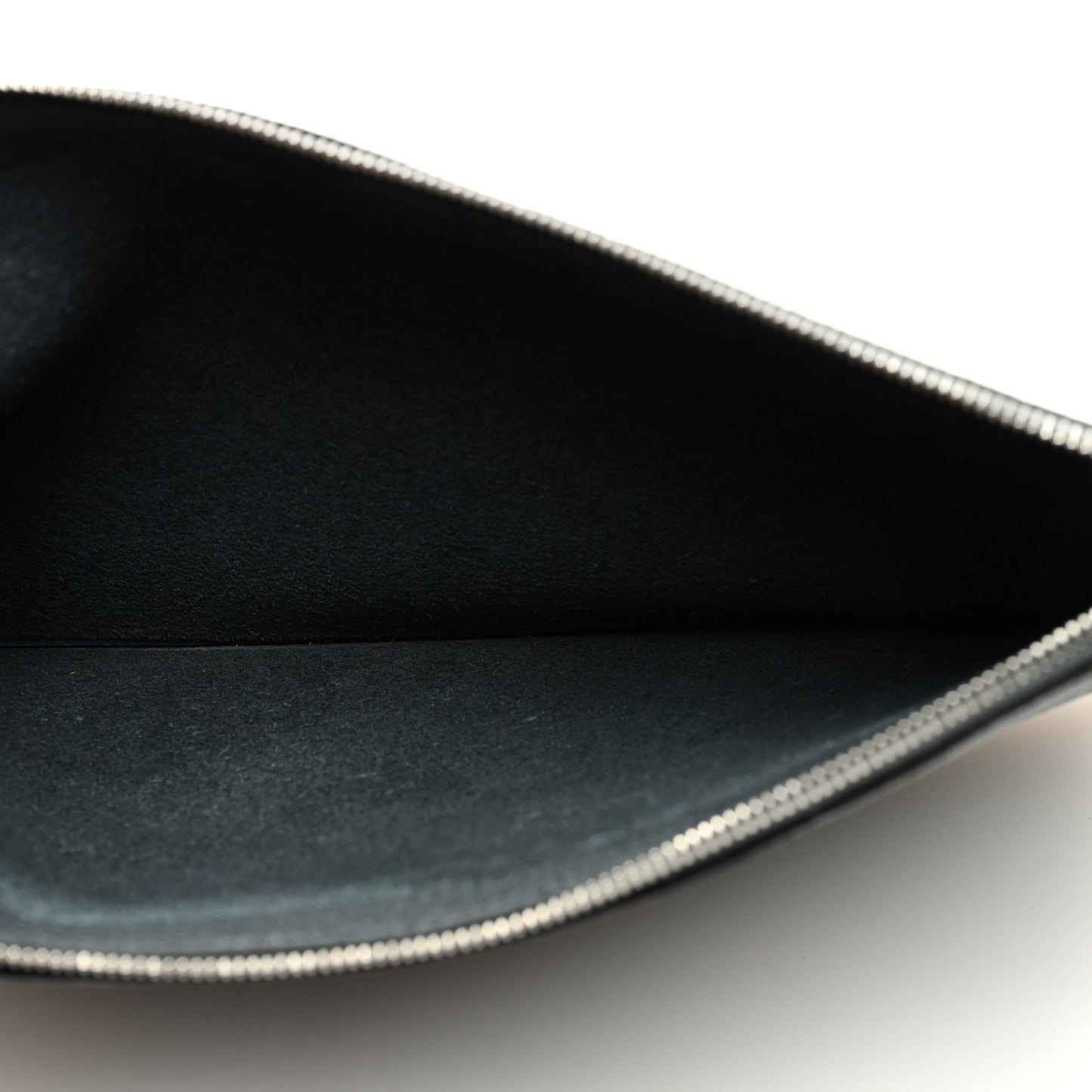 Togo Cabavertige 24 Pouch Gris Misty