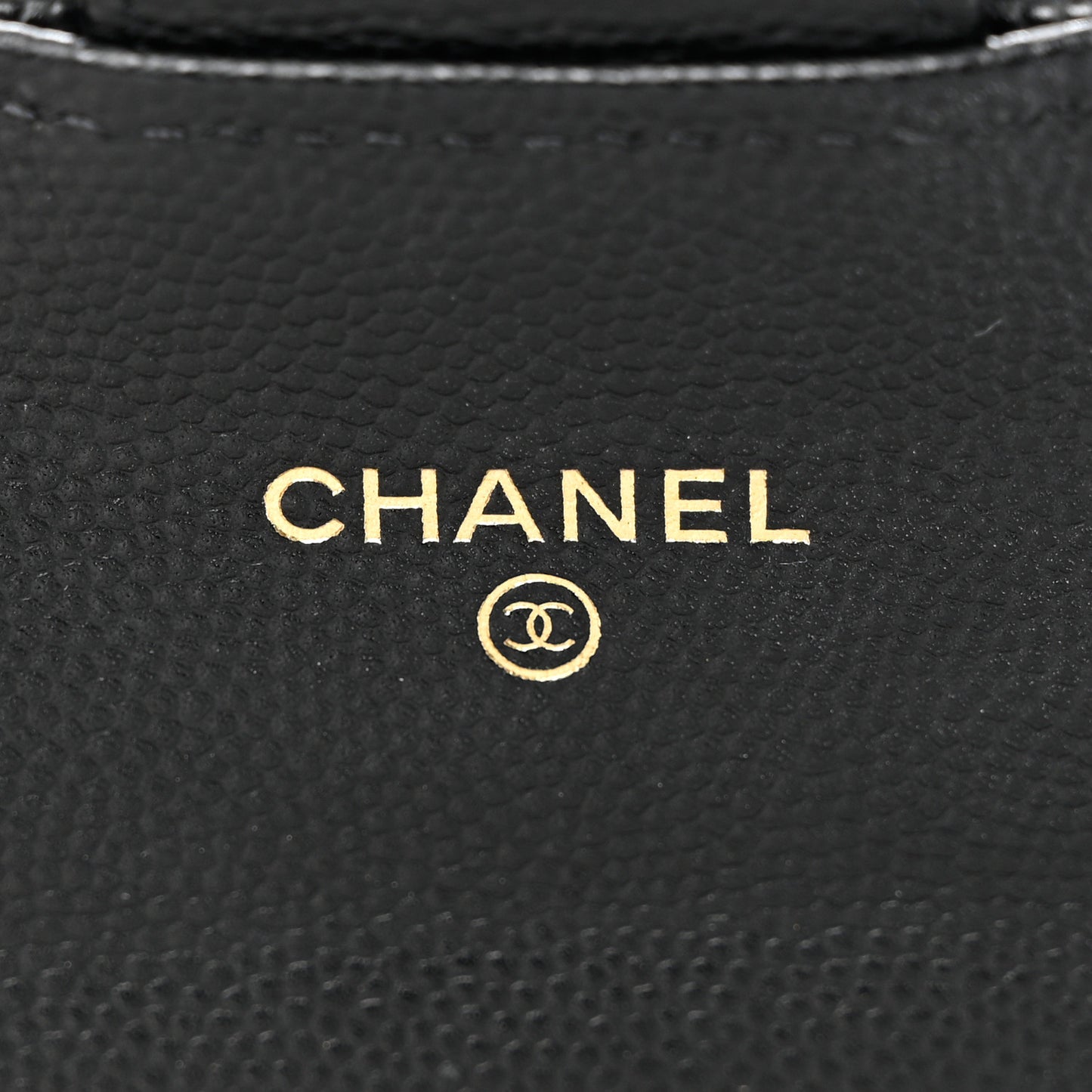 Caviar Quilted Medium Gusset Flap Wallet Black