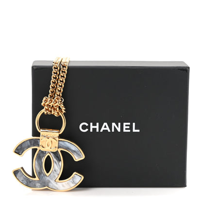 Chanel Metal Resin Marbled CC Pendant Necklace Gold Grey 5 of 5