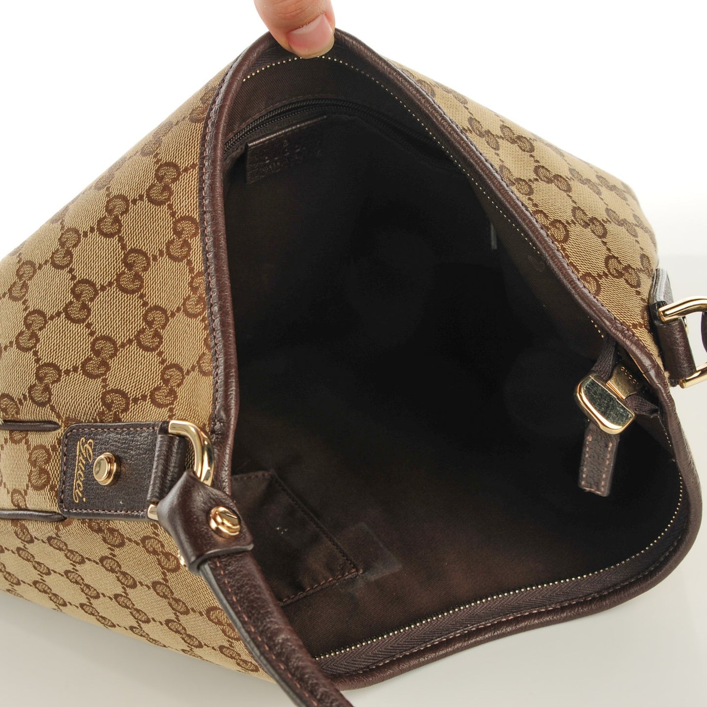 Monogram Large Abbey D Ring Hobo Brown