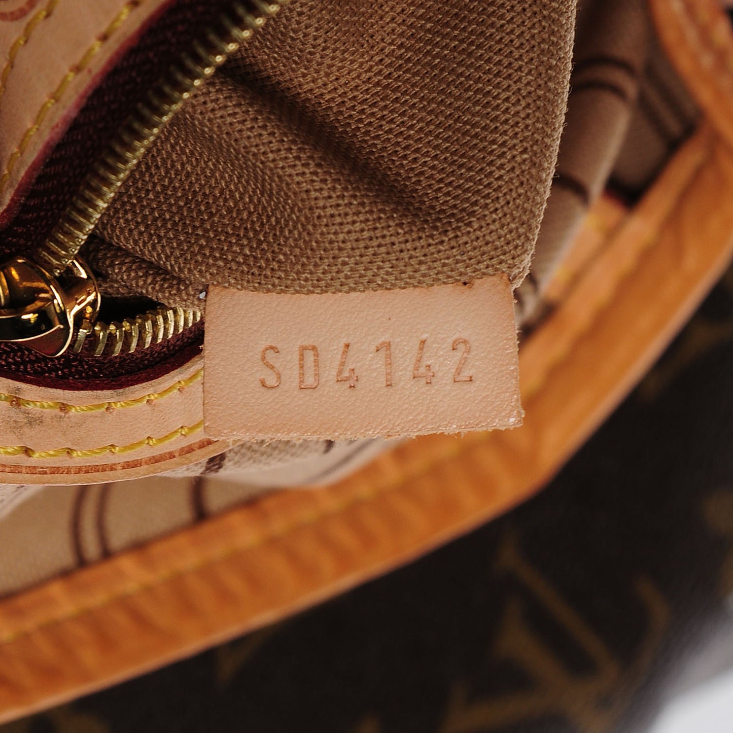 Monogram Delightful MM