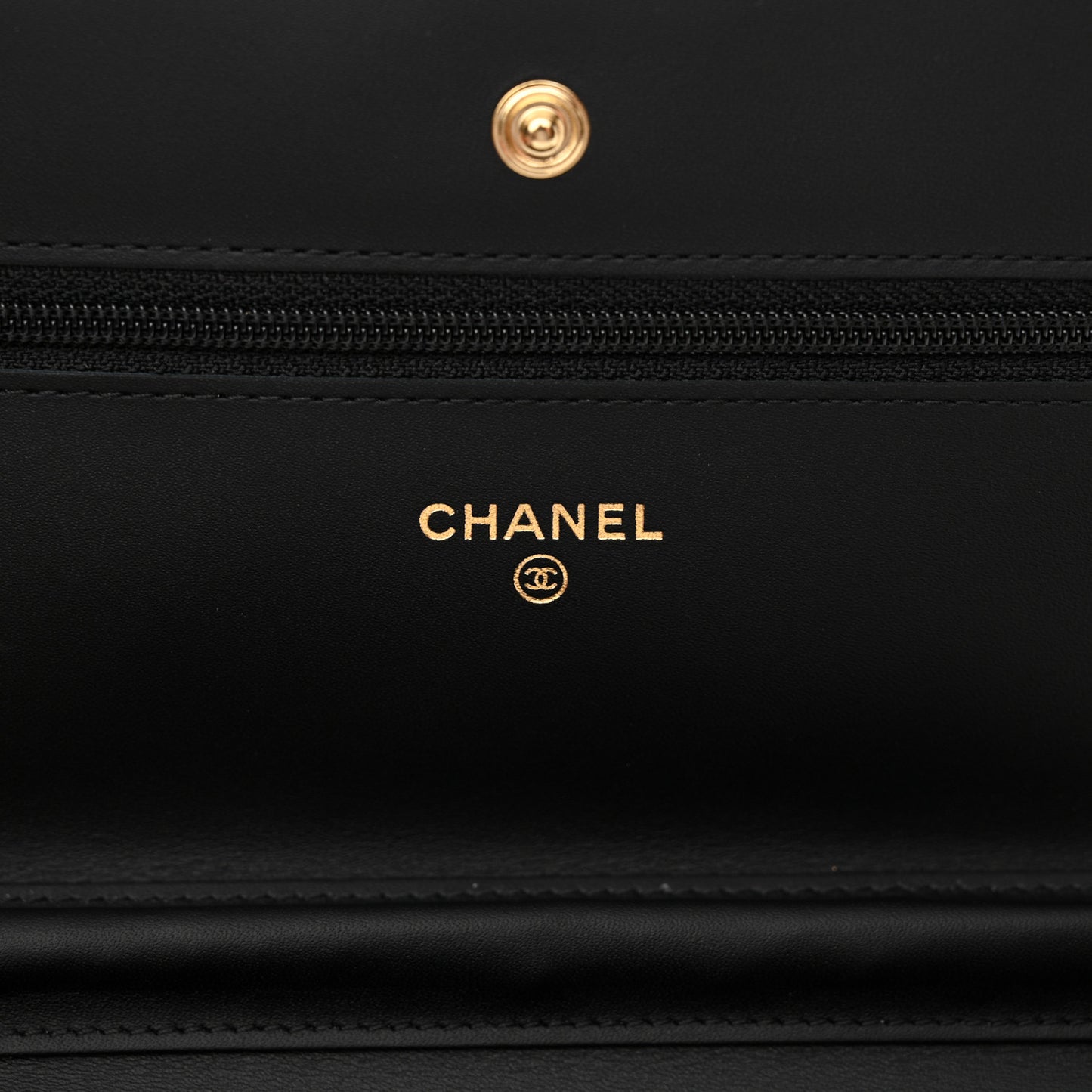 Aged Calfskin Lucky Charms Casino 2.55 Reissue Wallet on Chain WOC Black