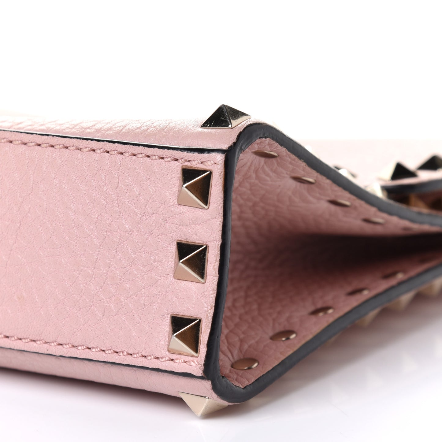 Pebbled Calfskin Medium Rockstud Flip Lock Crossbody Bag Loto