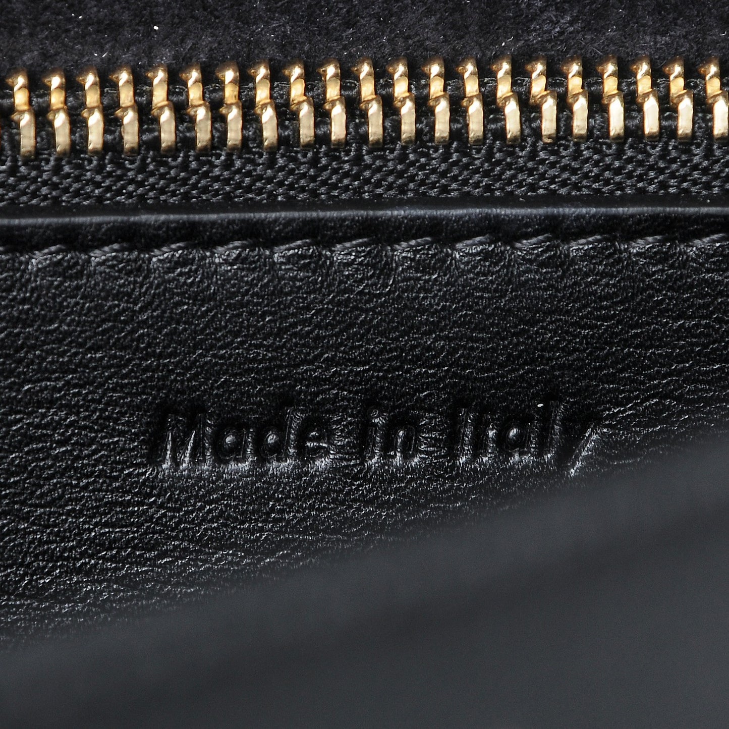 Calfskin Blade Flap Black