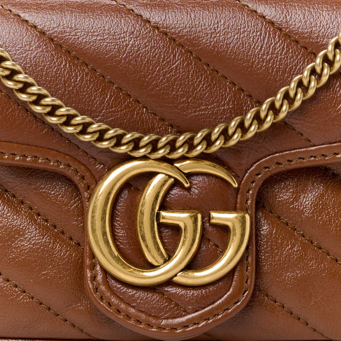 Azalea Calfskin Matelasse Diagonal Super Mini GG Marmont Shoulder Bag Cuir