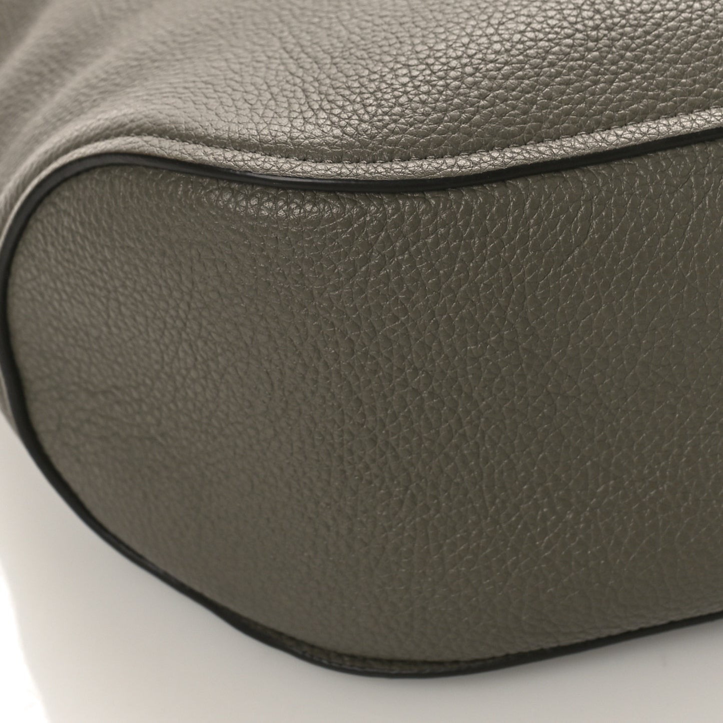 Calfskin Margot Hobo Verde