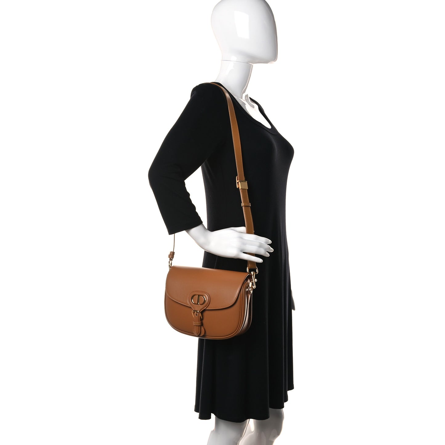 Box Calfskin Medium Bobby Flap Dark Tan