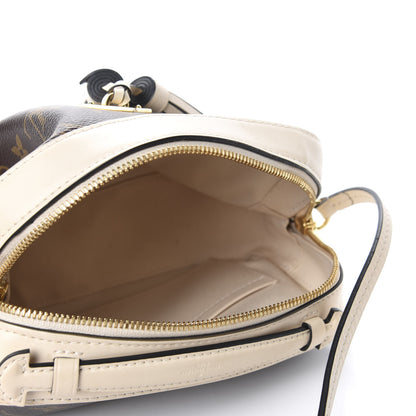 Louis Vuitton Monogram Saintonge Creme 5 of 10