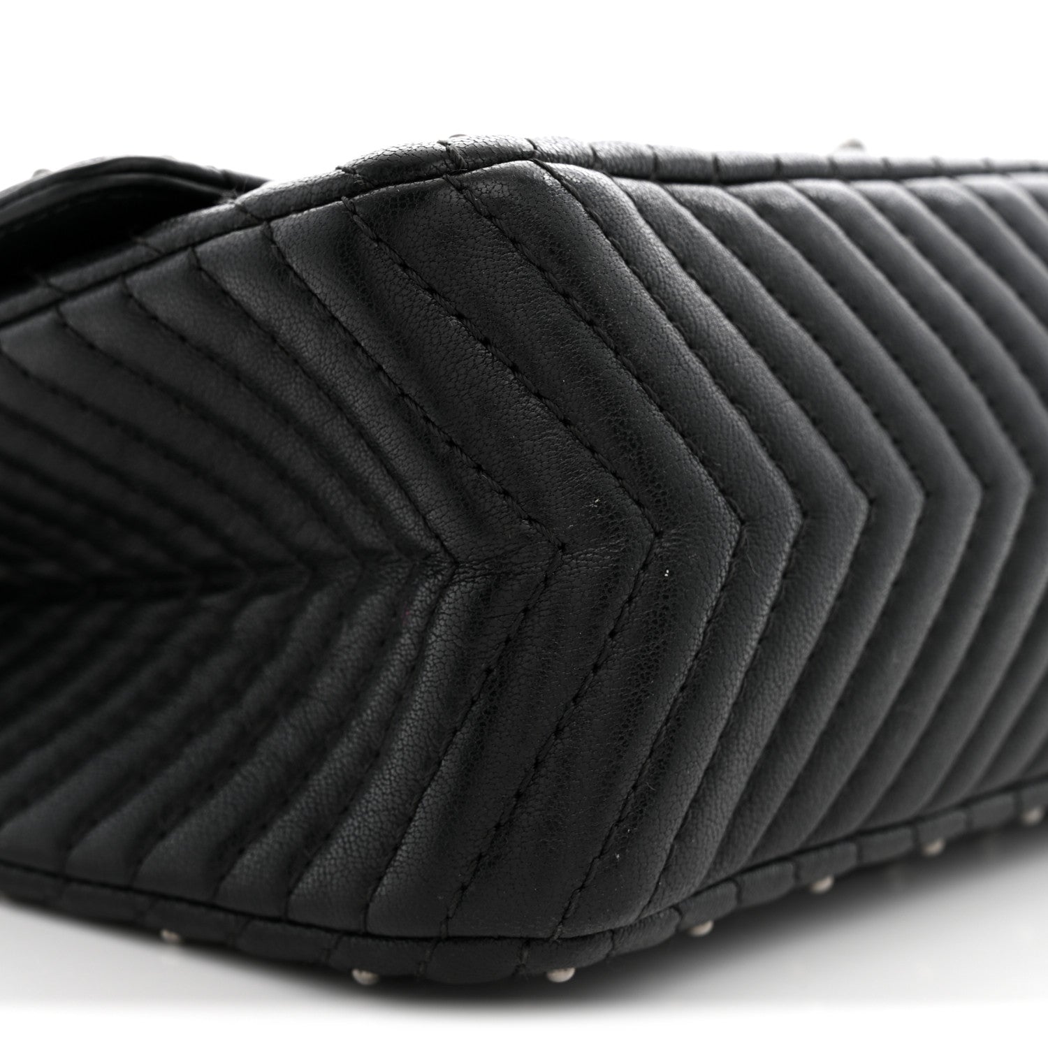 Chanel Sheepskin Chevron Quilted Studded 2.55 Reissue 226 Flap Black 8 of 11