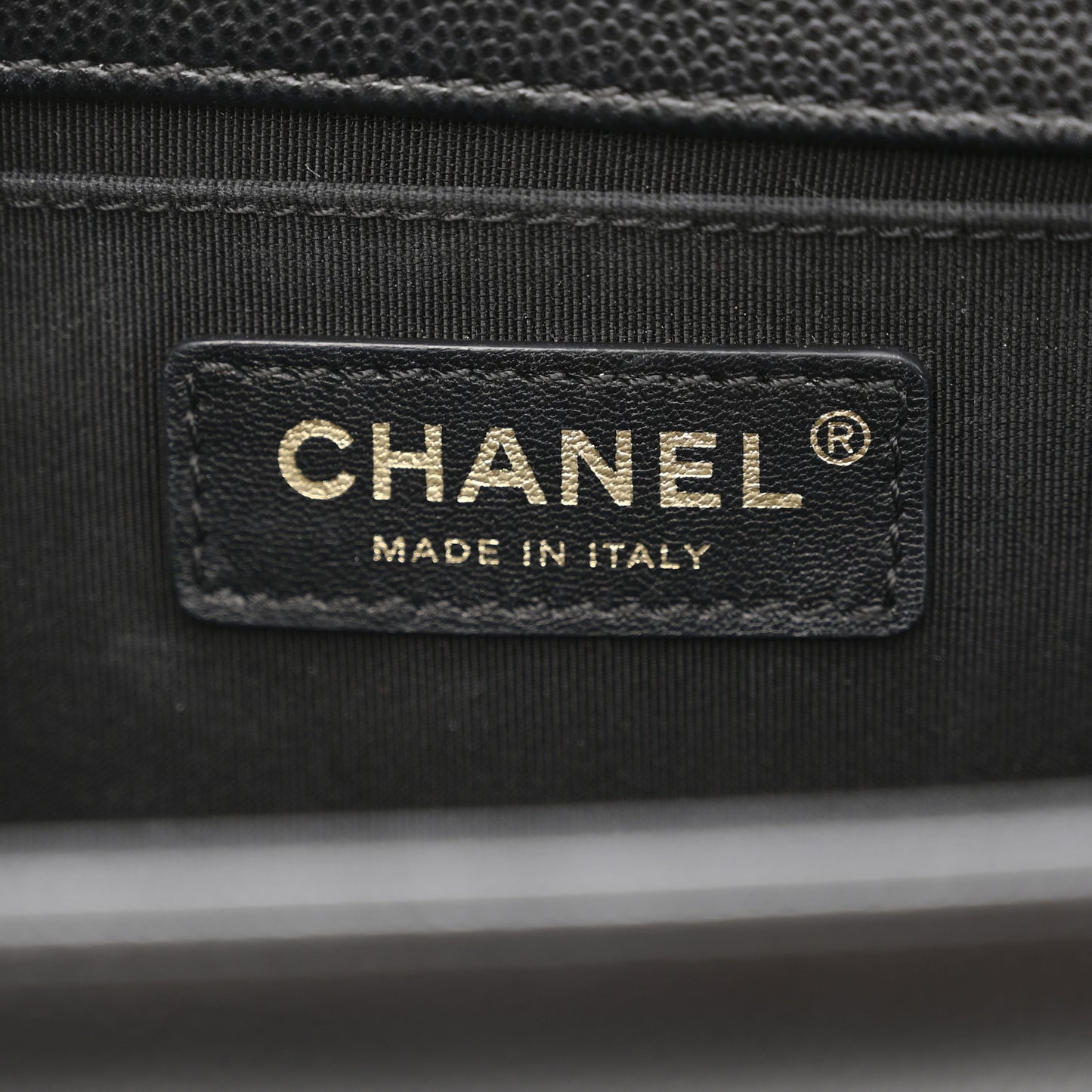 Caviar Quilted Medium Boy Flap Black