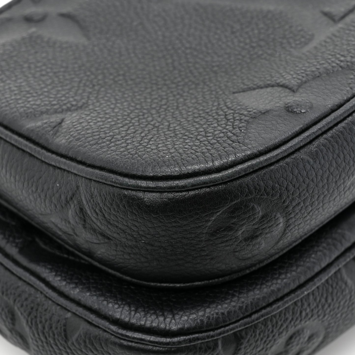 Empreinte Monogram Giant Multi Pochette Accessories Black