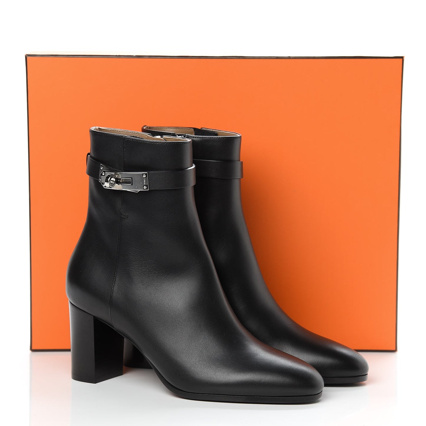 Calfskin Saint Germain Ankle Boots 38 Black