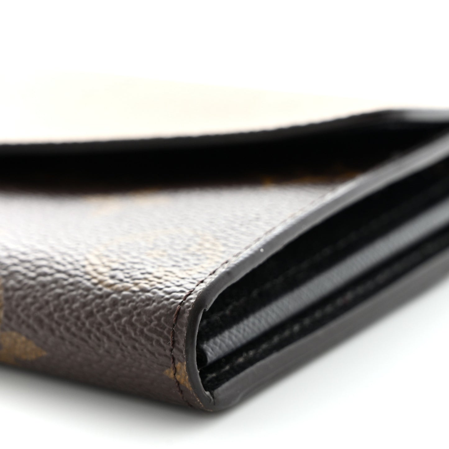 Reverse Monogram Giant Sarah Wallet