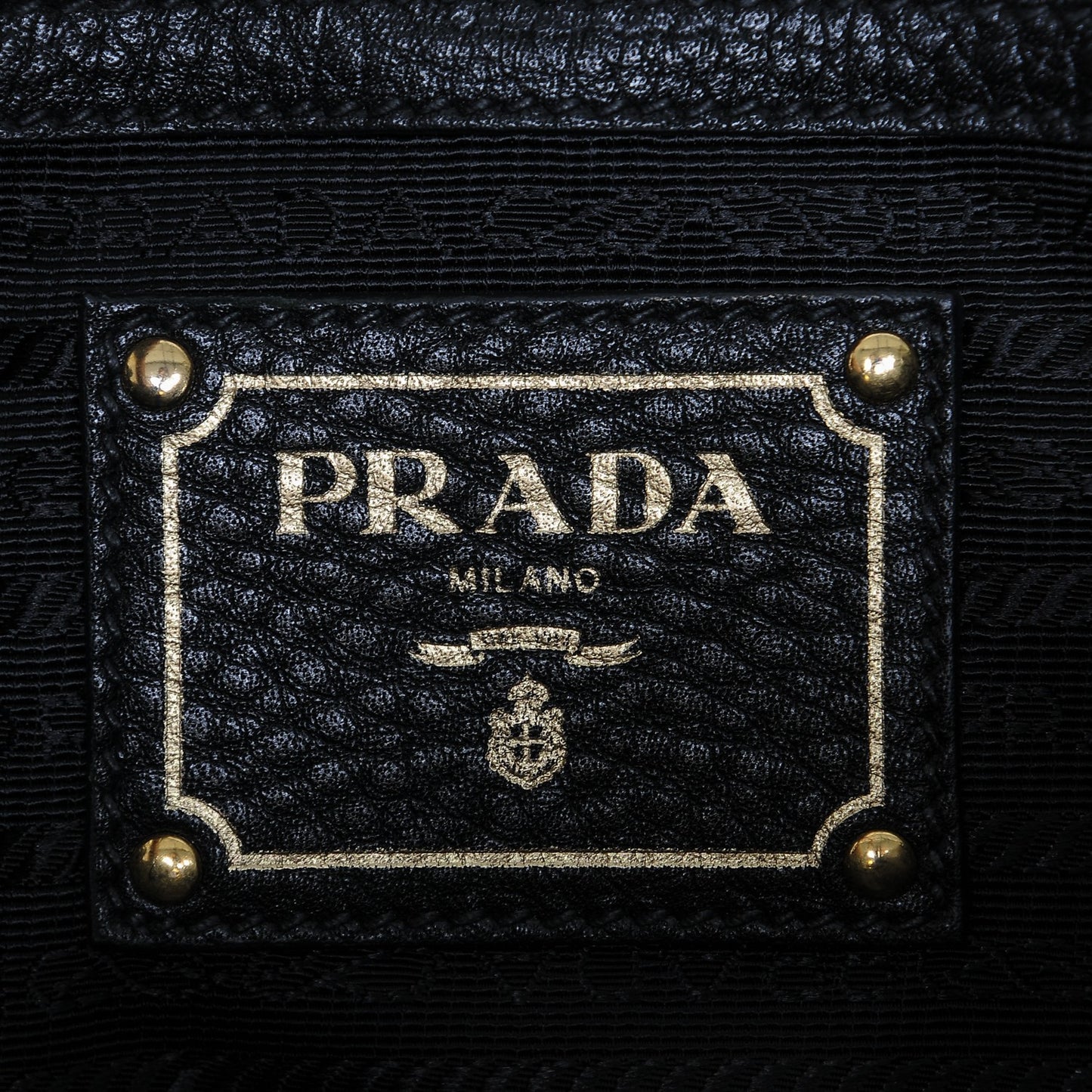 Vitello Daino Tote Nero Black