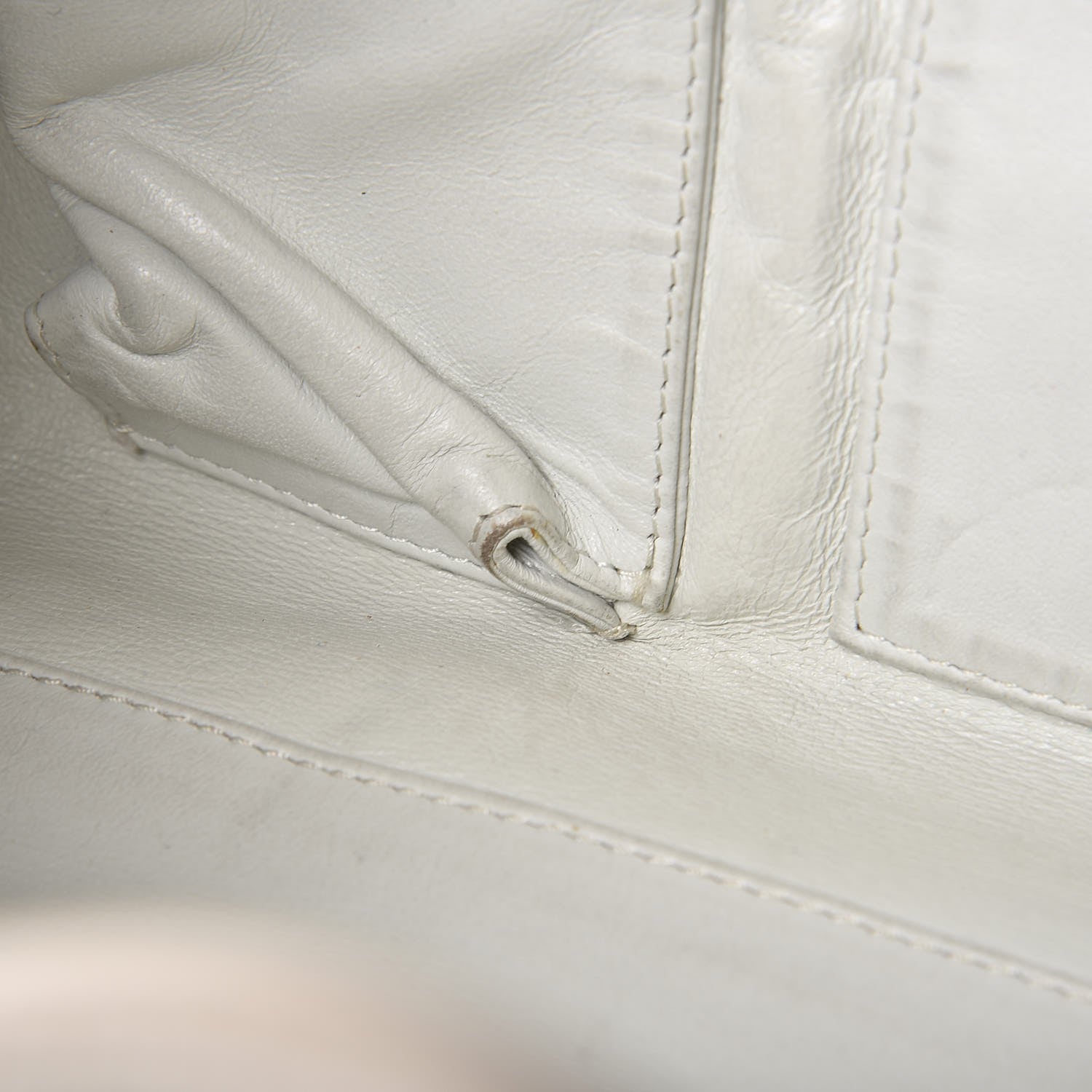 Chanel Calfskin Large East West Modern Chain Tote White 11 of 24