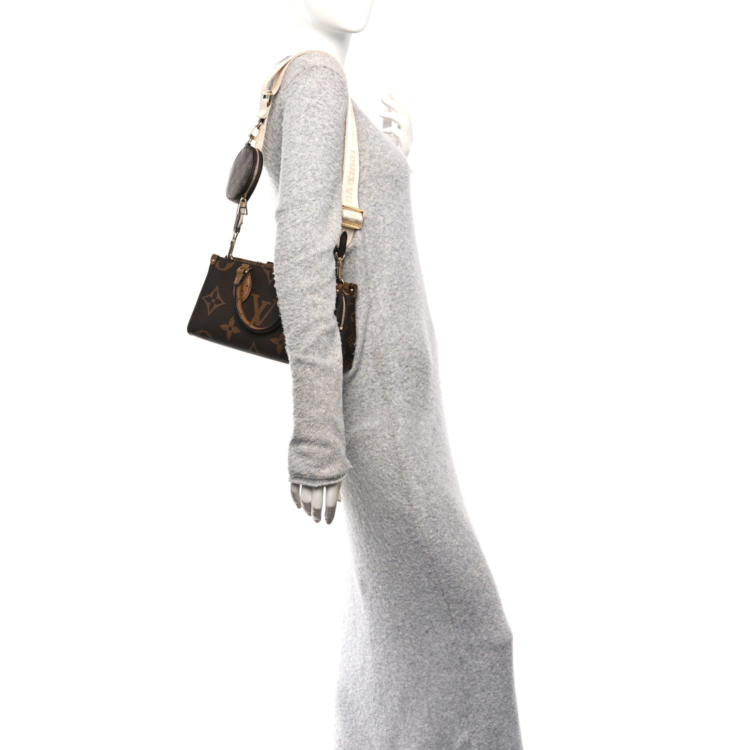 Louis Vuitton Reverse Monogram Giant OnTheGo East West 2 of 13