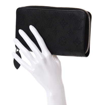 Louis Vuitton Mahina Zippy Wallet NM Black 2 of 7