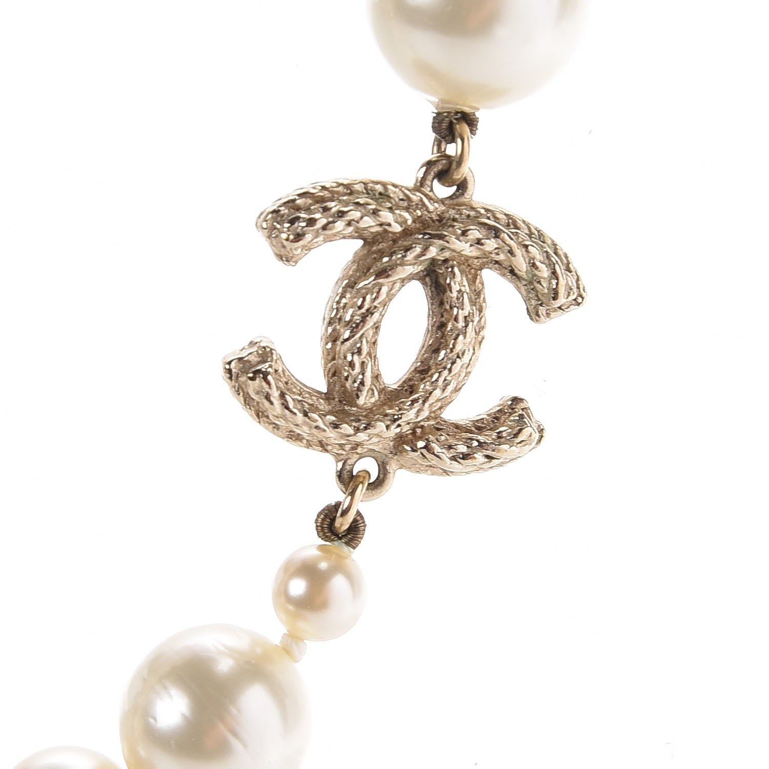 Chanel Pearl CC Short Necklace Gold 4 of 7