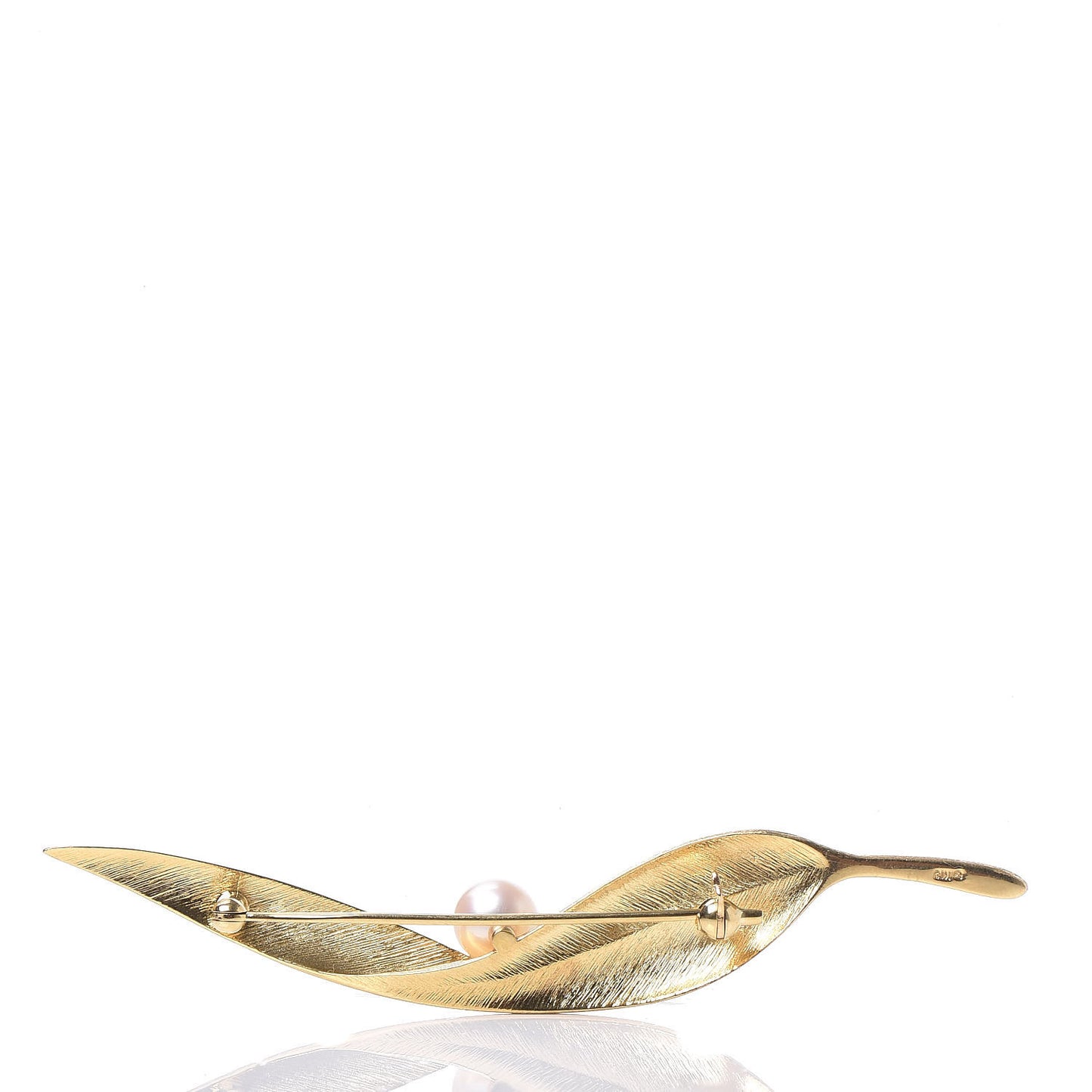 18K Yellow Gold Akoya Pearl 7mm Leaf Brooch