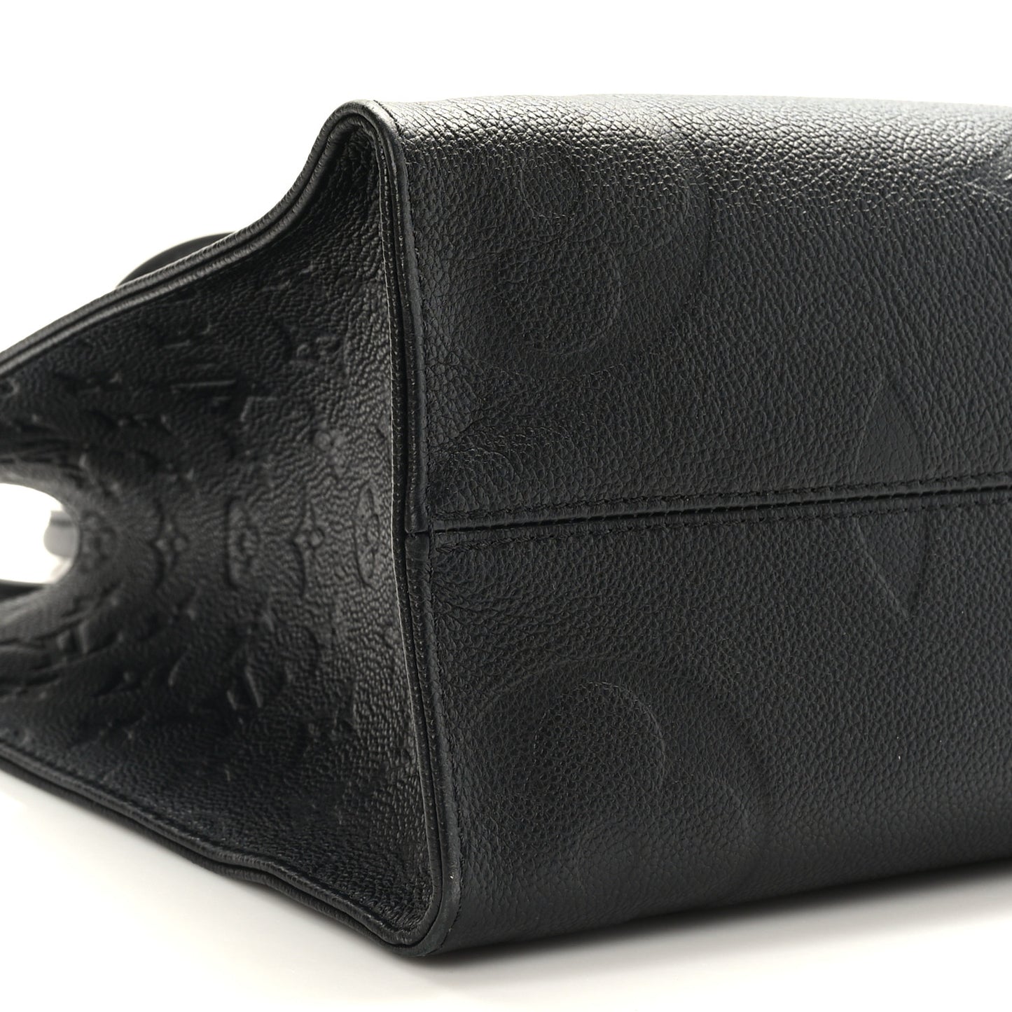 Empreinte Monogram Giant Onthego MM Black
