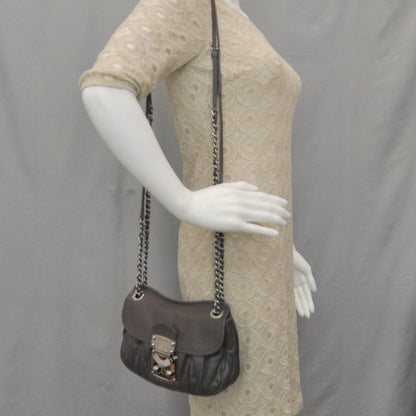 Miu Miu Leather Matelasse Shoulder Bag Grigio 2 of 7