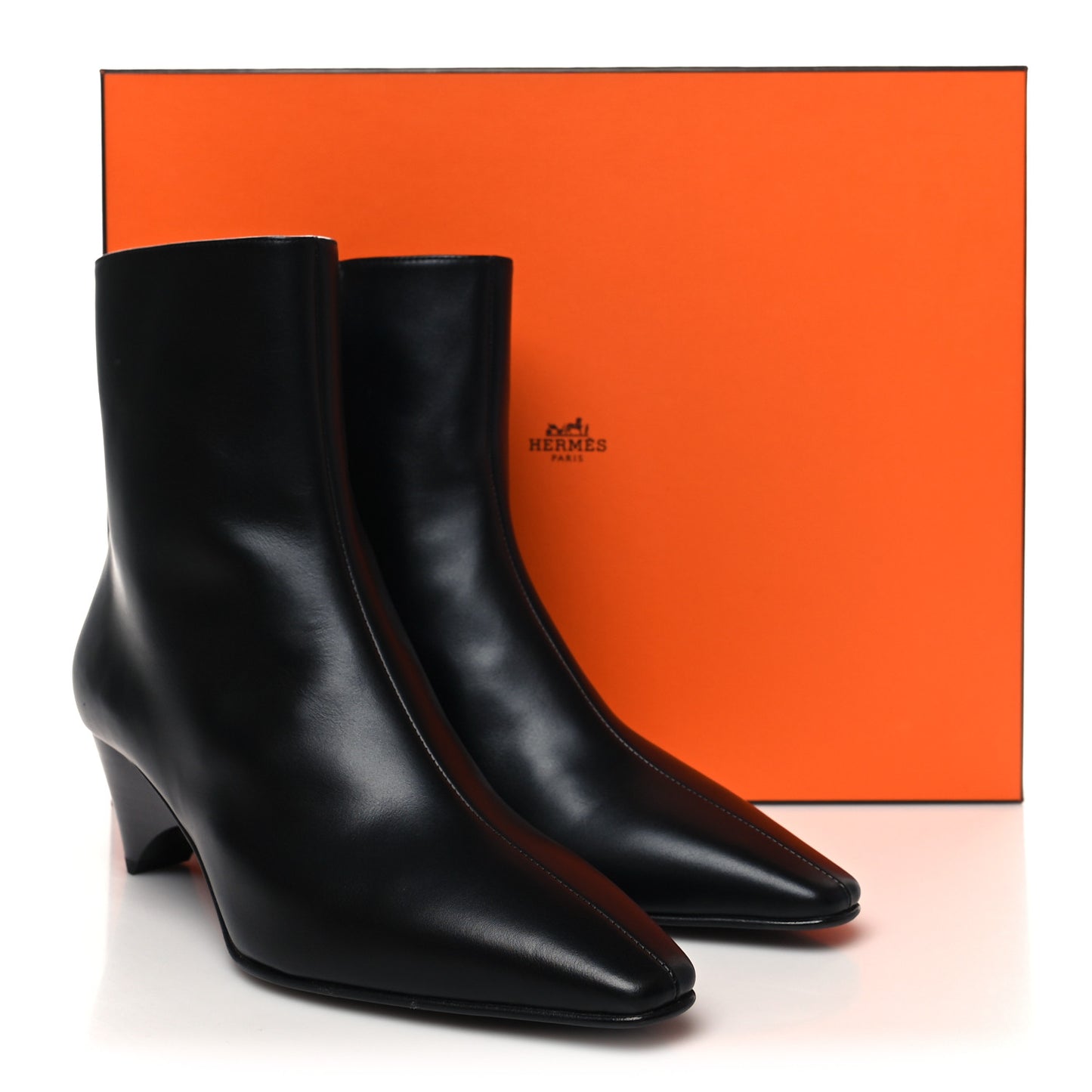 Calfskin Faveur 55 Low Boots 37 Black