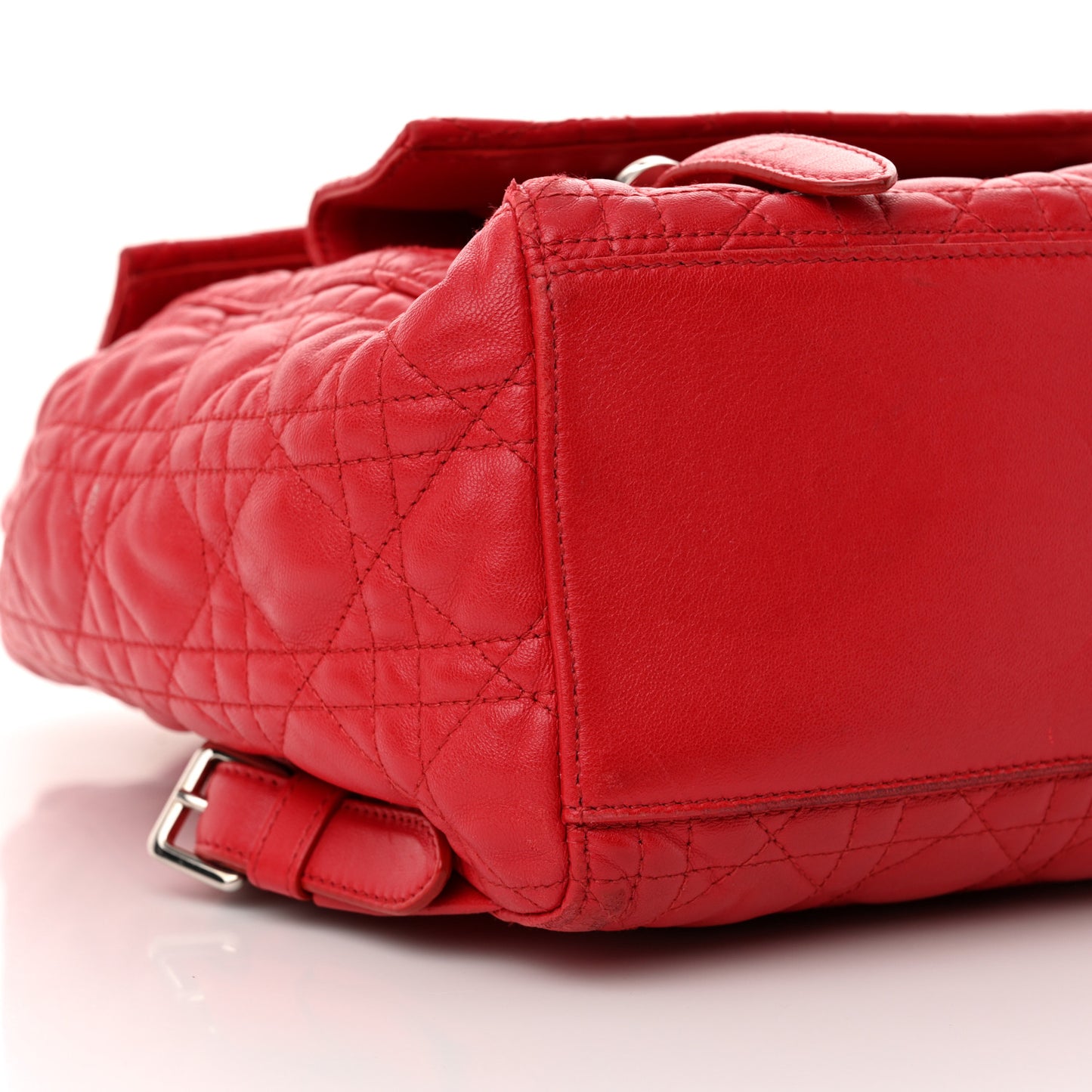 Lambskin Cannage Large Stardust Backpack Red