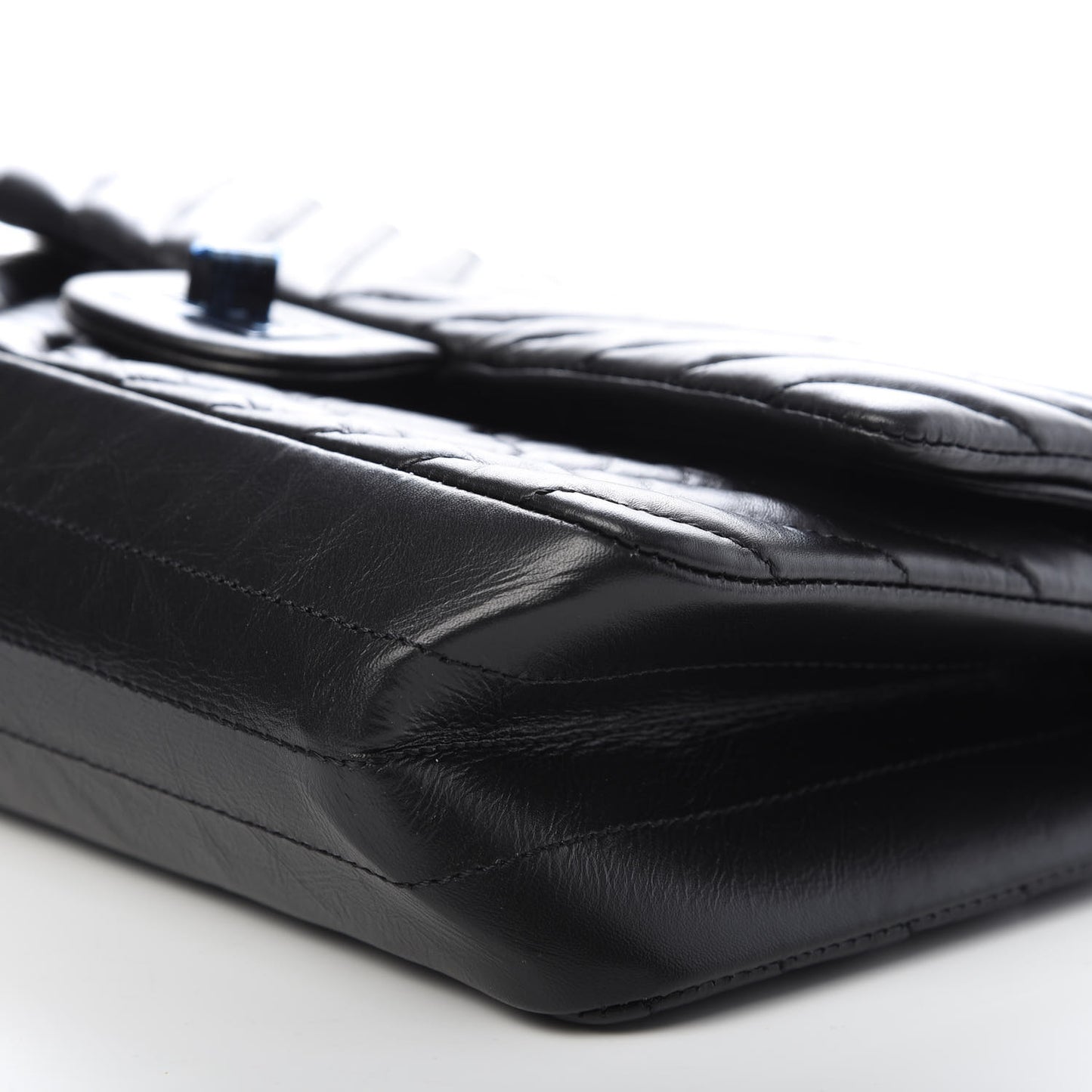 Aged Calfskin Chevron Quilted 2.55 Reissue 225 Flap So Black