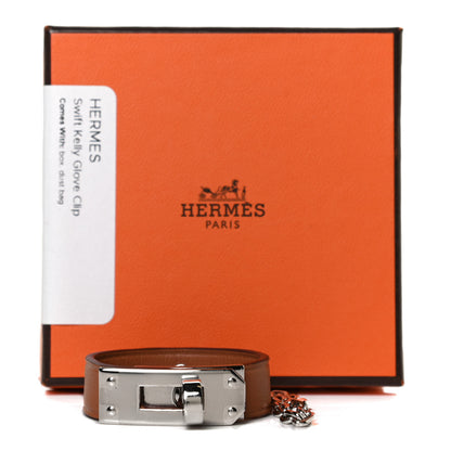 Hermes Swift Kelly Glove Clip Gold 5 of 5