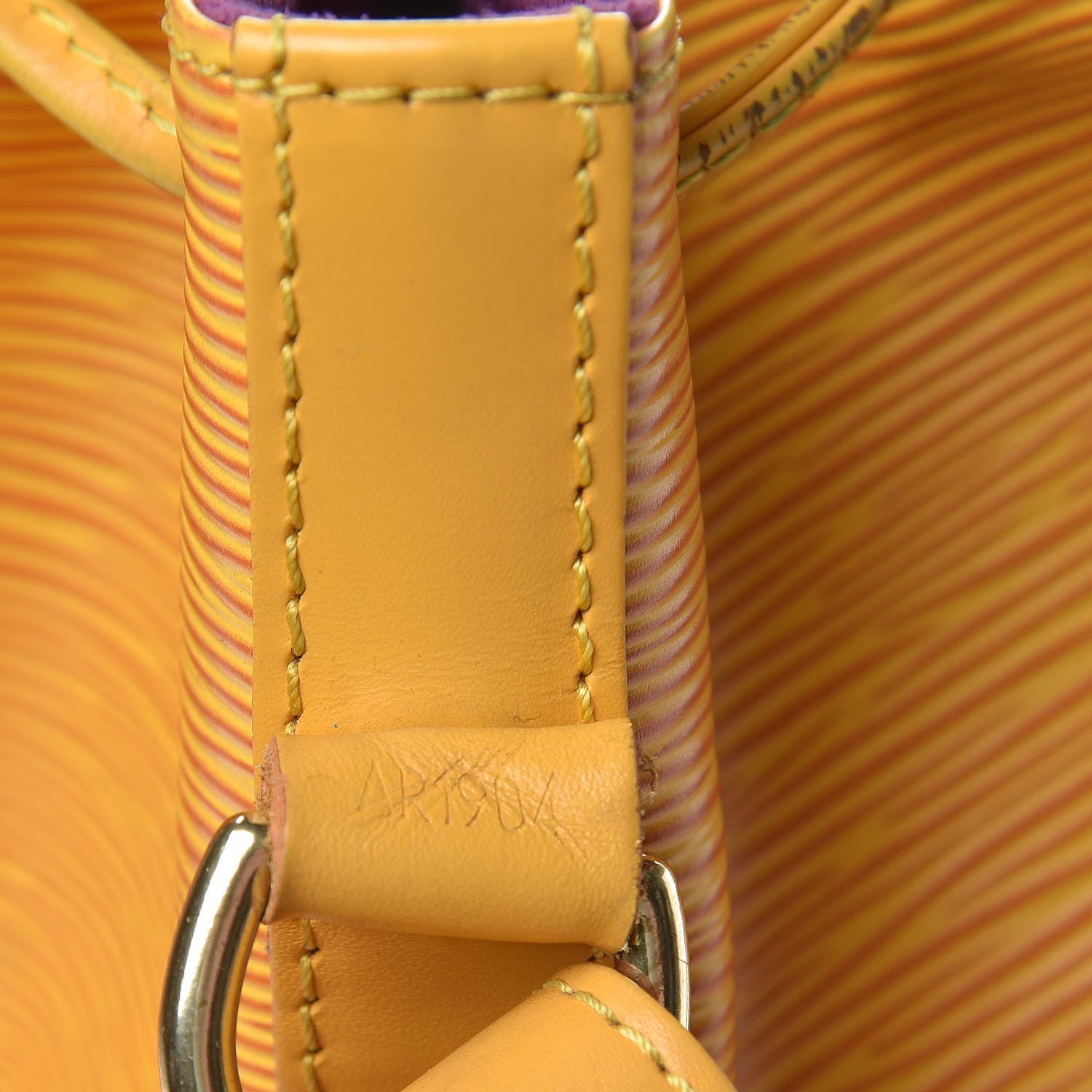 Louis Vuitton Epi Noe Tassil 7 of 16