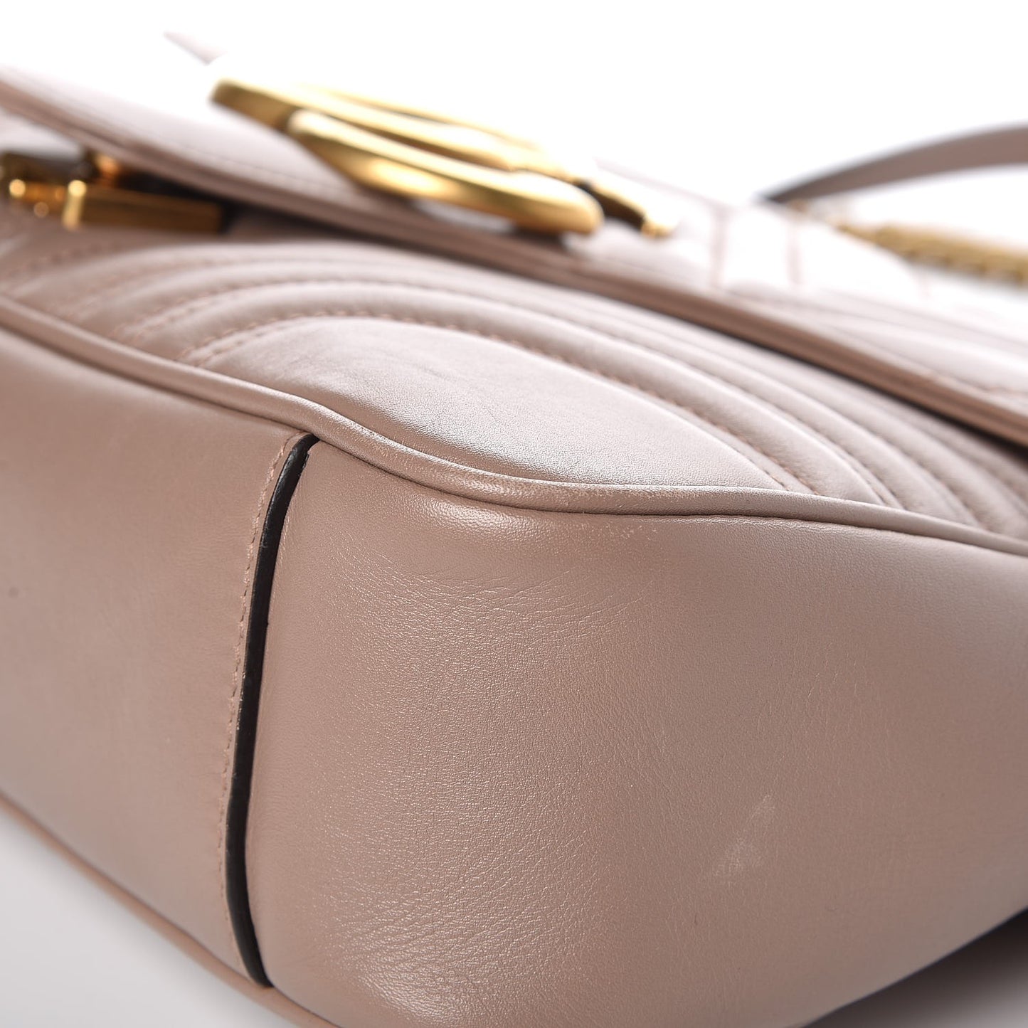 Calfskin Matelasse Medium GG Marmont Shoulder Bag Porcelain Rose