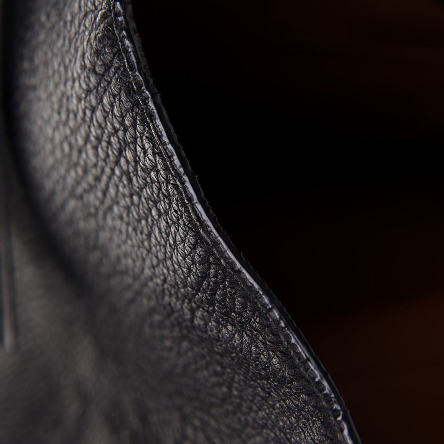 Cervo Deerskin Fringe Tote Black
