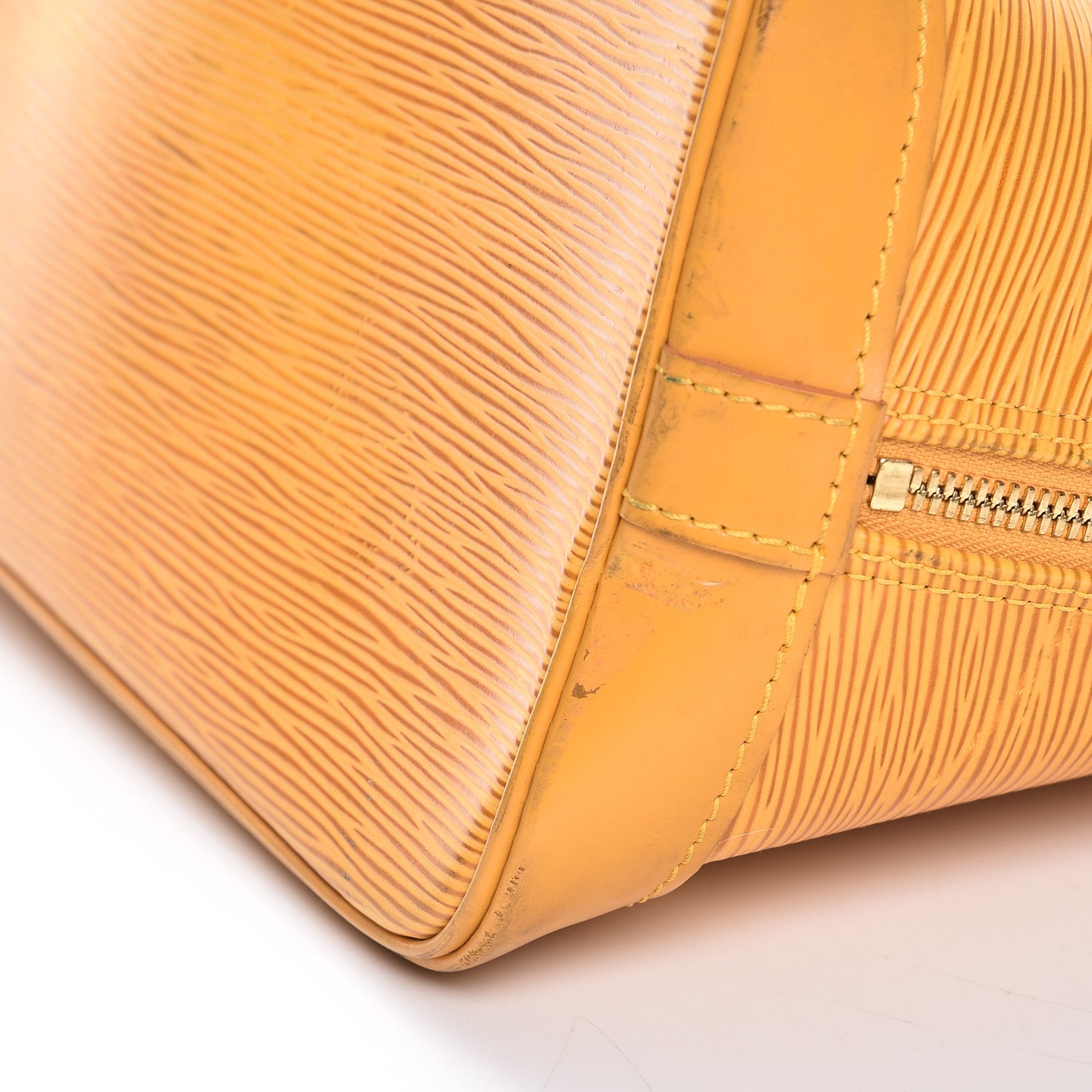Louis Vuitton Epi Alma PM Tassil 18 of 24