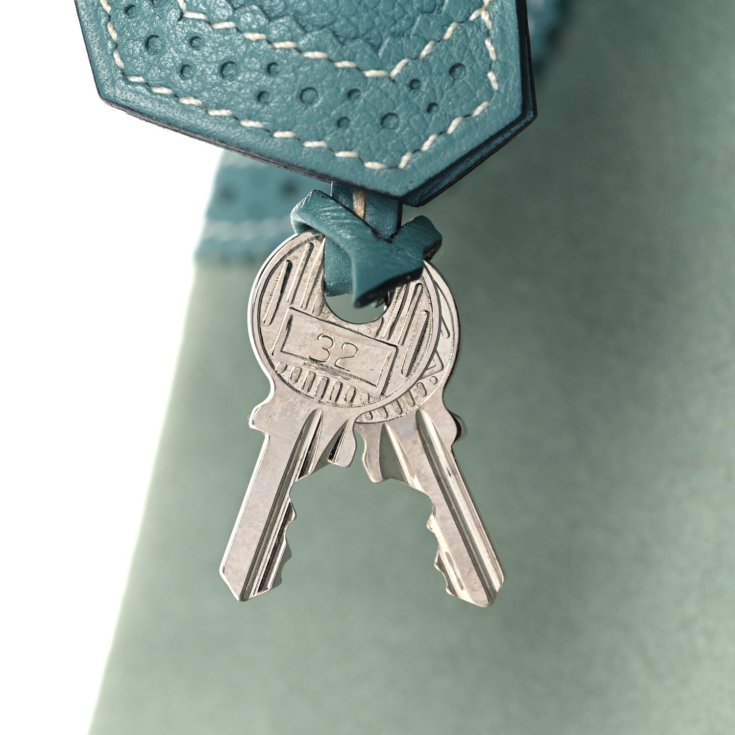 Hermes Veau Doblis Taurillon Clemence Evergrain Ghillies Kelly Retourne 32 Turquoise Ciel 35 of 38