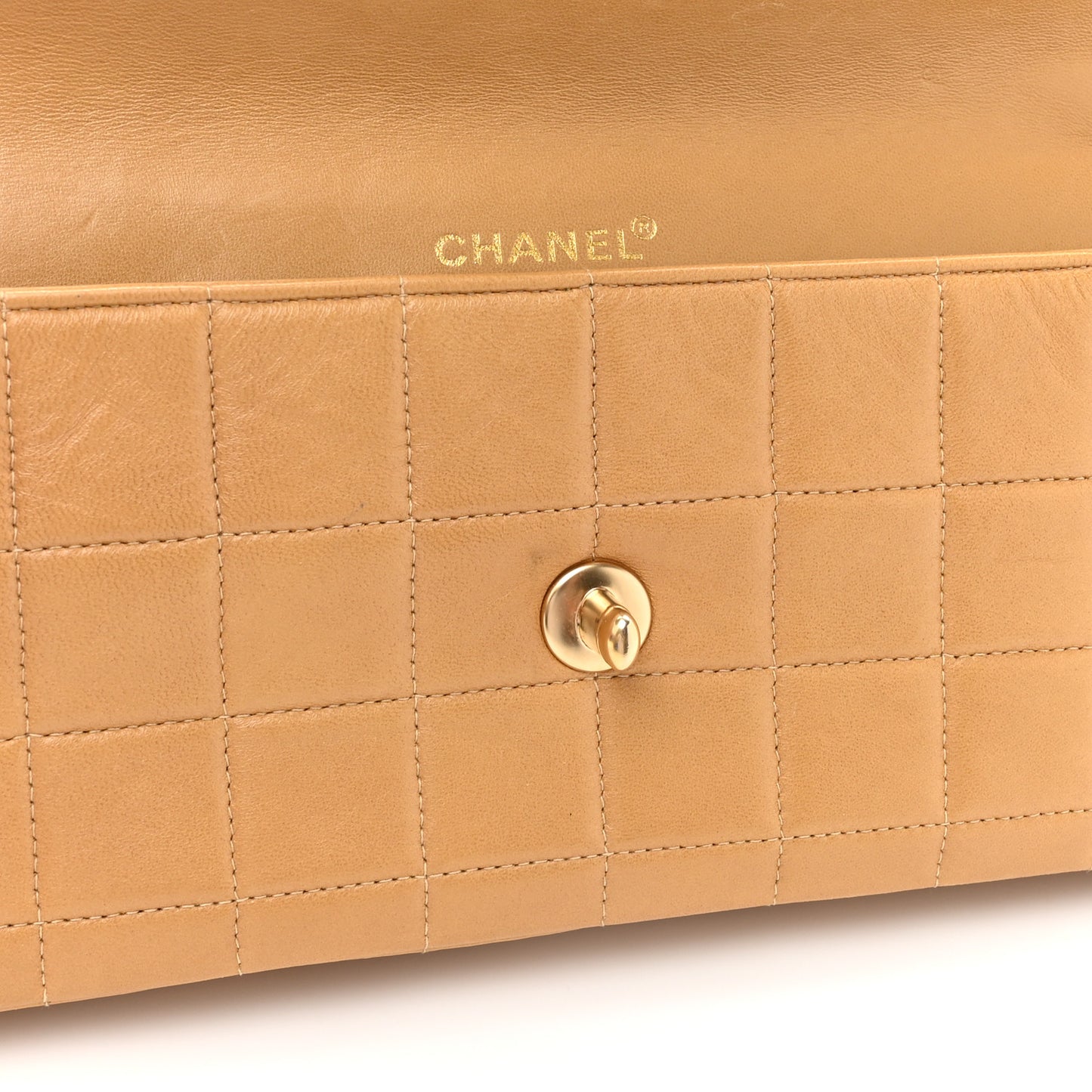 Lambskin East West Chocolate Bar Flap Beige