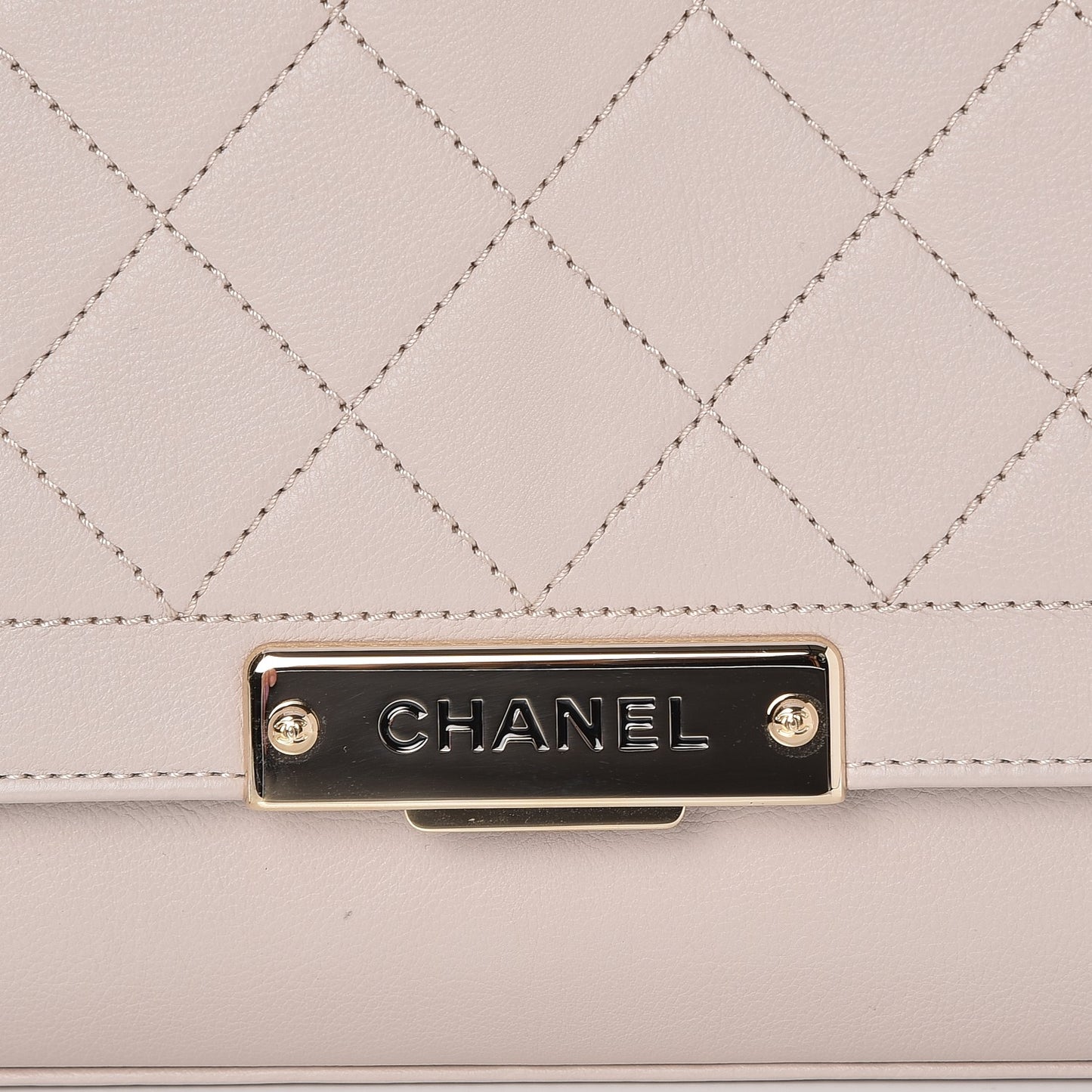 Grained Calfskin Quilted Large Label Click Flap Bag Light Beige