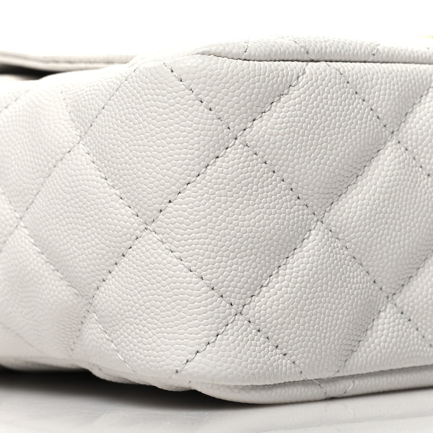 Caviar Quilted Wavy CC Hobo White