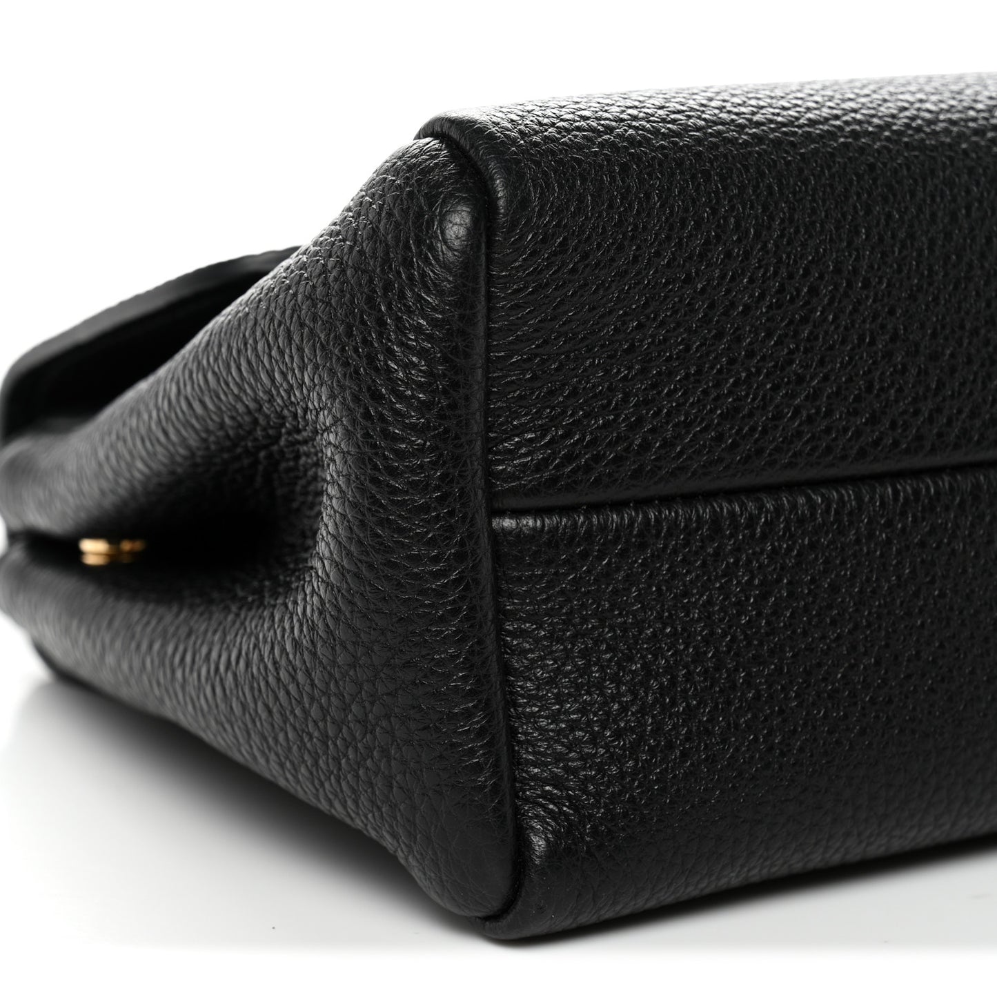 Vitello Daino Soft Flap Shoulder Bag Black