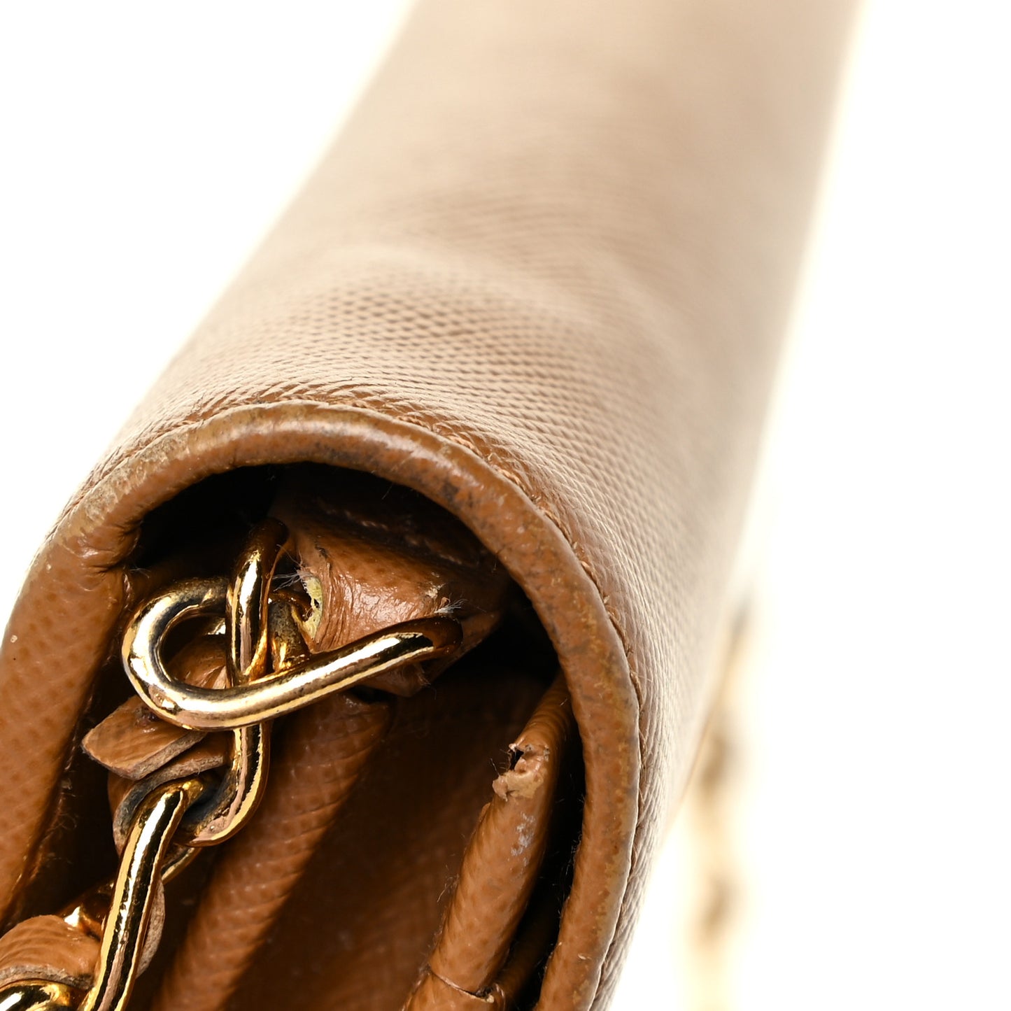Saffiano Metal Oro Chain Wallet Caramel