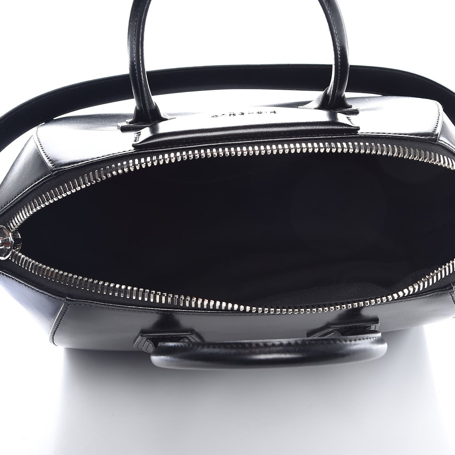 Shiny Lord Calfskin Medium Antigona Black