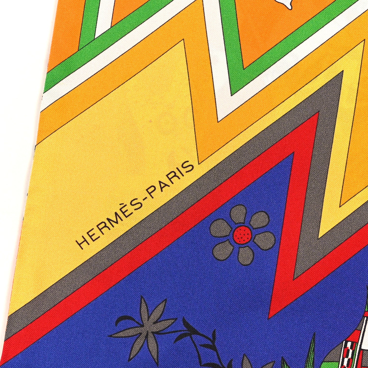 Hermes Silk Kachinas Maxi Twilly Bouton D'Or Myosotis Vert 5 of 5