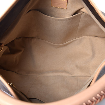 Louis Vuitton Monogram Artsy MM 4 of 7