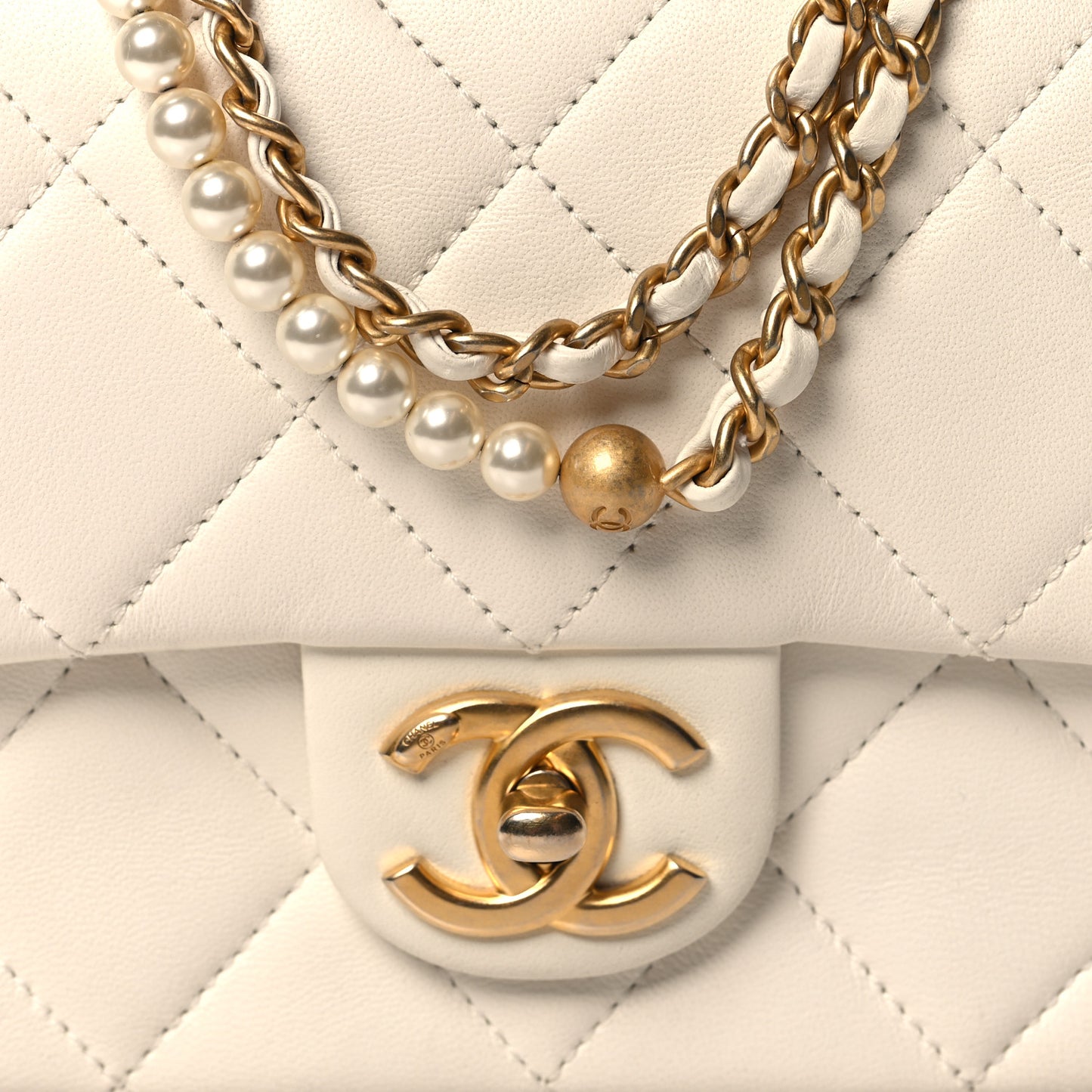 Shiny Lambskin Quilted Pearl Twist Mini Square Flap White