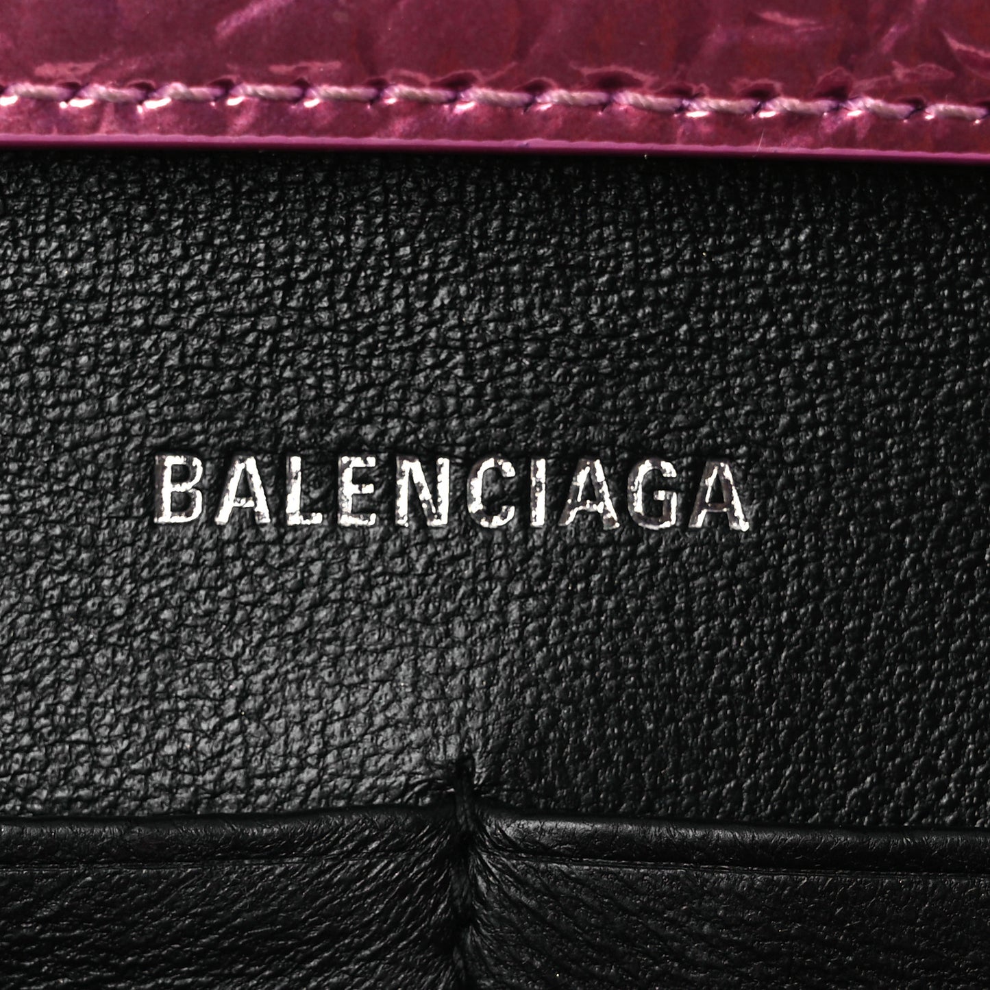 Metallic Shiny Calfskin Crocodile Embossed Hourglass Chain Bag Pink