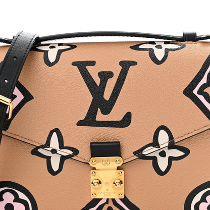 Louis Vuitton Monogram Giant Wild At Heart Pochette Metis Arizona 7 of 9